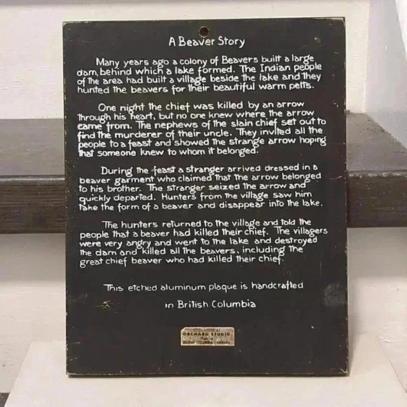 Beaver Formline  Art wall plaque - Picture 2 of 3